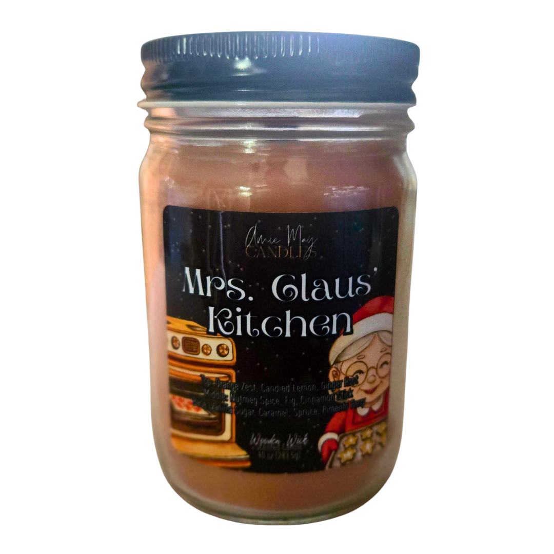 Mrs. Claus' Kitchen 10oz Wood Wick Candle